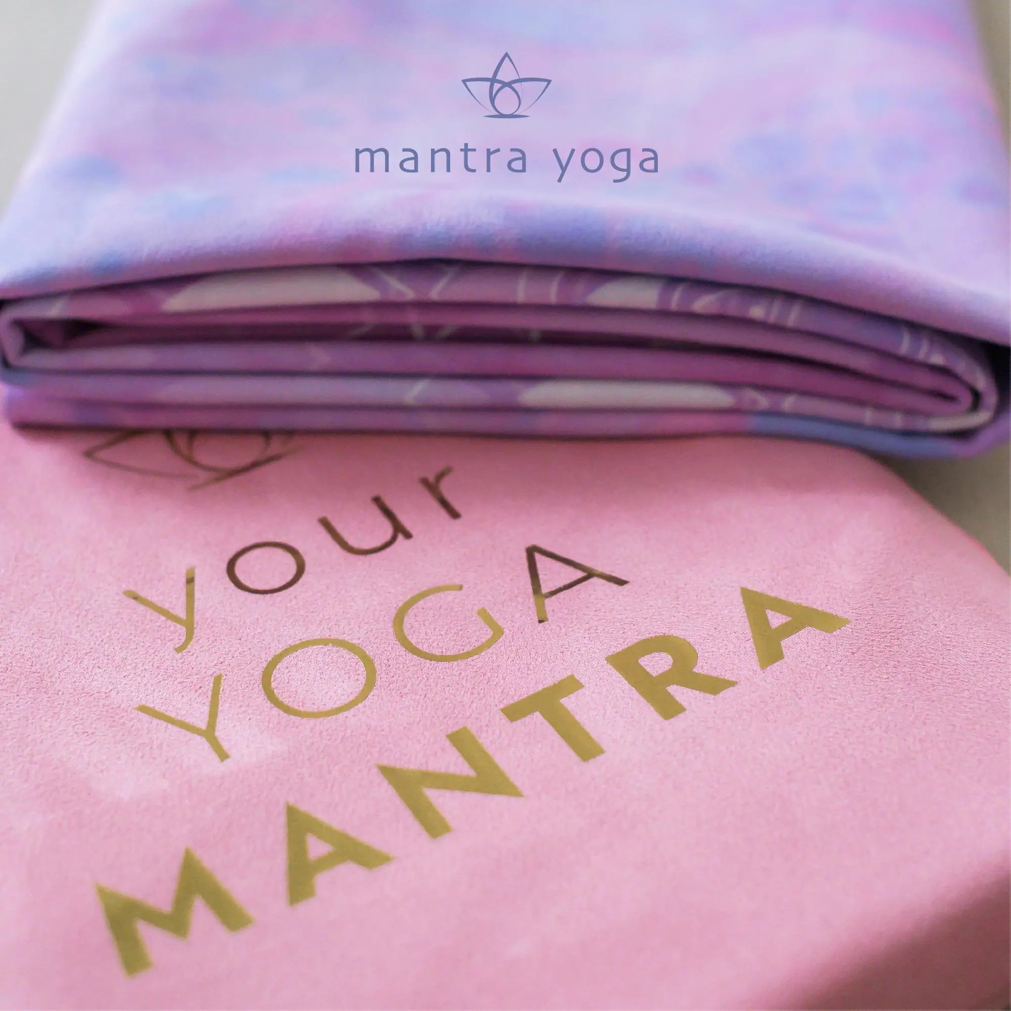 Mantra Yoga 1.5mm with Knee Pad Bag 72x24 inch 2,6 lbs Foldable Fitness Exercise Mat with Bag Lightweight, Compact & Eco Friendly Non Slip & Washable For All Types of Yoga